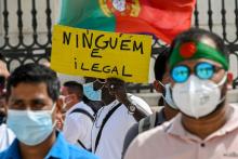 portugal-immigrant-praca-do-comercio-GettyImages-1328181578